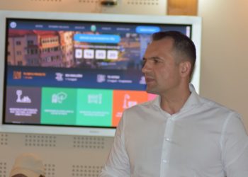 Municipiul Targoviste intra in randul unitatilor administrativ-teritoriale din Romania care permit participarea reala a cetăţenilor la guvernarea oraşului
