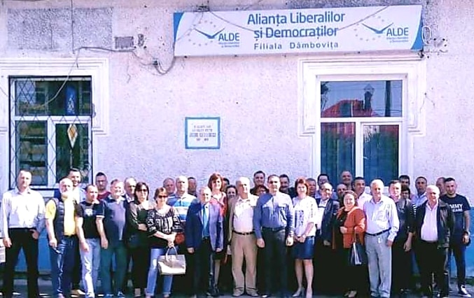 ALDE DÂMBOVIȚA A DECIS SUSȚINEREA CANDIDATURII LUI TĂRICEANU PENTRU PREZIDENȚIALE