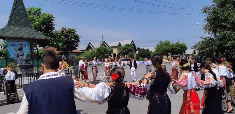 REPREZENTANȚII CĂMINELOR DIN GURA OCNIȚEI ȘI VULCANA PANDELE AU SĂRBĂTORIT ZIUA IEI