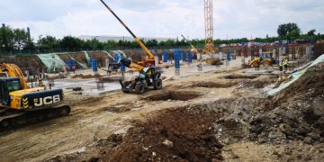 SE LUCREAZĂ ÎN RITM ALERT LA MALL-UL DIN TÂRGOVIȘTE