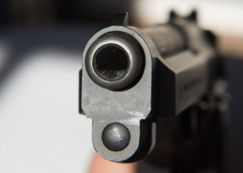 139 DE ARME CONFISCATE ȘI ZECI DE AMENZI CELOR CU PERMIS DE PORT ARMĂ