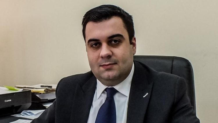 MINISTRUL TRANSPORTURILOR RĂZVAN CUC A AJUNS LA SPITAL ÎN URMA UNUI ACCIDENT RUTIER