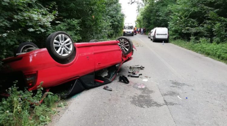 ACCIDENT LA SĂBĂRENI!DOI TINERI DIN DÂMBOVIȚA AU FOST IMPLICAȚI ÎN EVENIMENT