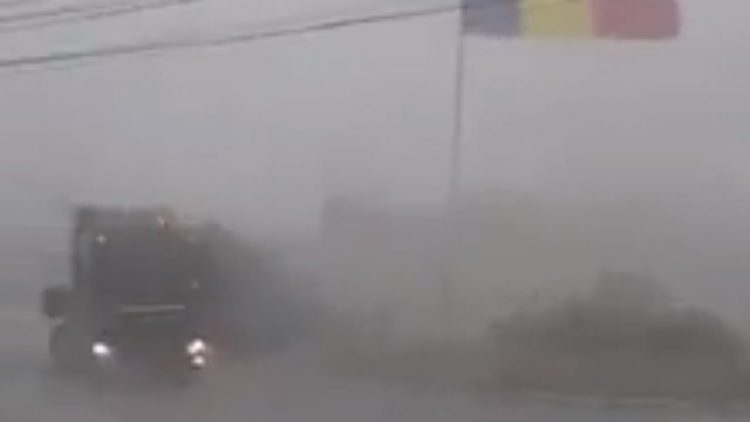 FURTUNA A FĂCUT RAVAGII ÎN TÂRGOVIȘTE