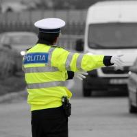 Cercetați de polițiști pentru săvârșirea de infracțiuni contra siguranței circulației pe drumurile publice