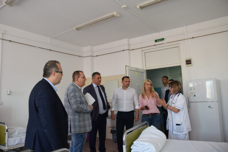 SOCIETATEA ASO CROMSTEEL TÂRGOVIȘTE,A DONAT APARATURĂ MEDICALĂ ÎN VALOARE TOTALĂ DE  516.077,61 LEI,SPITALUL JUDEȚEAN DE URGENȚĂ TÂRGOVIȘTE