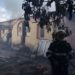 ÎN COMUNA CORBII MARI O CASĂ A LUAT FOC