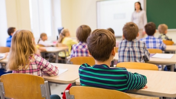 CURSURILE NOULUI AN ȘCOLAR 2019 – 2020 VOR ÎNCEPE PE DATA DE 9 SEPTEMBRIE, A DECIS JOI MINISTRUL INTERIMAR AL EDUCAȚIEI, DANIEL BREAZ
