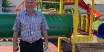 CU CEA MAI FRUMOASĂ PRIMĂRIE DIN MEDIUL RURAL DIN JUDEȚ ACUM COMUNA COMIȘANI SE MÂNDREȘTE ȘI CU CEL MAI FRUMOS LOC DE JOACĂ PENTRU COPII