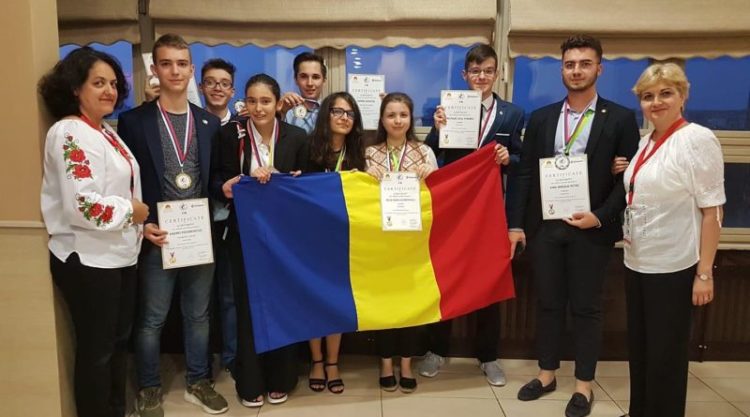 MEDALIAT LA OLIMPIADA INTERNAȚIONALĂ DE GEOGRAFIE – TÂRGOVIȘTEANUL  ANGELO ANDI PETRE