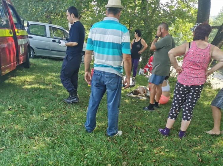 UN BĂIEȚEL DE 8 ANI DIN VALEA LUNGĂ A VĂZUT MOARTEA CU OCHII FIIND SALVAT ÎN EXTREMIS DE BUNICUL SĂU – ELICOPETRUL SMURD A VENIT LA FAȚA LOCULUI