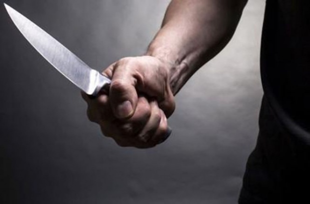 UN TÂNĂR DE 25 DE ANI A FOST ÎNJUNGHIAT IN ZONA COAPSEI