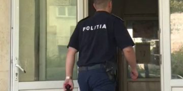 BĂTAIE ÎN PLINĂ STRADĂ, LA PERȘINARI, ÎN JUDEȚUL DÂMBOVIȚA