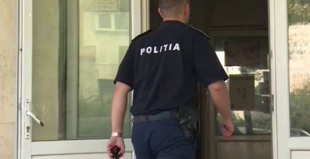 BĂTAIE ÎN PLINĂ STRADĂ, LA PERȘINARI, ÎN JUDEȚUL DÂMBOVIȚA