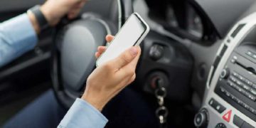 GUVERNUL ROMÂNIEI A ADOPTAT ORDONANȚA NR. 11 PENTRU MODIFICAREA ȘI COMPLETAREA ORDONANȚEI DE URGENȚĂ PRIVIND CIRCULAȚIA PE DRUMURILE PUBLICE