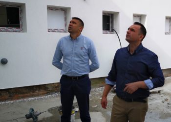 LUCRĂRILE LA DOUĂ DINTRE INVESTIȚIILE ADMINISTRAȚIEI PUBLICE LOCALE TÂRGOVIȘTENE AU INTRAT ÎN LINIE DREAPTA