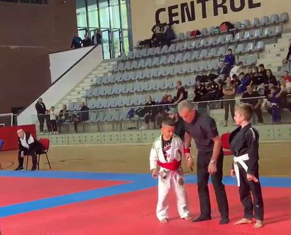 FIUL PRIMARULUI DE LA ULMI, CAMPION MONDIAL LA BRAZILIAN JIU JITSU WBJJA