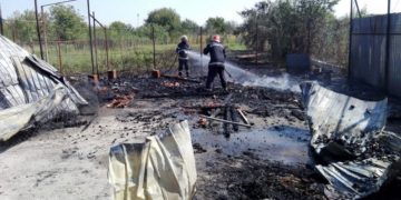 UN INCENDIU A IZBUCNIT ÎN ACEASTĂ DUPĂ AMIAZĂ LA O ANEXĂ GOSPODĂREASCĂ DIN LOCALITATEA GHIRDOVENI