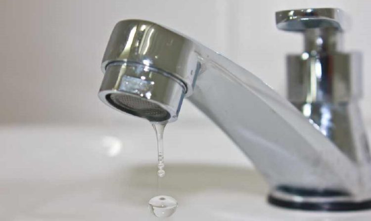 DIN CAUZA LIPSEI APEI DIN SURSA BEZDEAD, CA URMARE A SECETEI PRELUNGITE, ÎNCEPÂND CU DATA DE 22.09.2019 SE IMPUNE FURNIZAREA APEI ÎN COMUNA BEZDEAD DUPĂ URMĂTORUL PROGRAM: