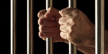 MANDAT DE EXECUTARE A UNEI PEDEPSE PRIVATIVE DE LIBERTATE, PUS ÎN APLICARE DE POLIȚIȘTI