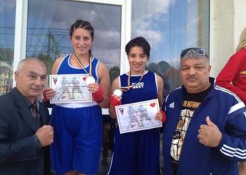 PUGILISTELE CLUBULUI SPORTIV TÂRGOVIȘTE S-AU REMARCAT DIN PLIN LA EDIȚIA DIN ACEST AN A CAMPIONATULUI NAȚIONAL DE BOX FEMININ PENTRU CADETE,JUNIOARE, TINERET ȘI SENIOARE, GĂZDUIT DE COMPLEXUL “MAREA NEAGRĂ” DIN EFORIE NORD, IN PERIOADA 15 – 22 SEPTEMBRIE