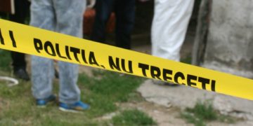 UN BĂRBAT DIN VIȘINA, A FOST GĂSIT MORT ÎN CURTEA CASEI