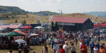 ÎN ACEST WEEKEND, SE DESFĂȘOARĂ LA RUNCU A 28-A EDIȚIE „RĂVĂȘITUl OILOR”