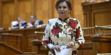 CARMEN HOLBAN: ”ASTĂZI SĂRBĂTORIM ZIUA INTERNAȚIONALĂ A PERSOANELOR VÂRSTNICE”