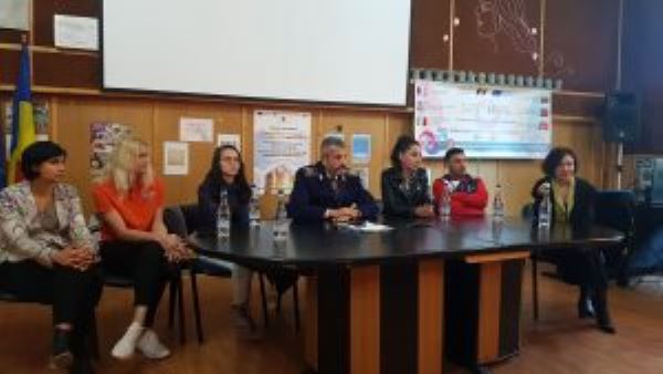 ÎNCĂ O EDIȚIE A PROIECTULUI DE PREVENIRE A DELICVENȚEI JUVENILE ”DINCOLO DE APARENȚE”