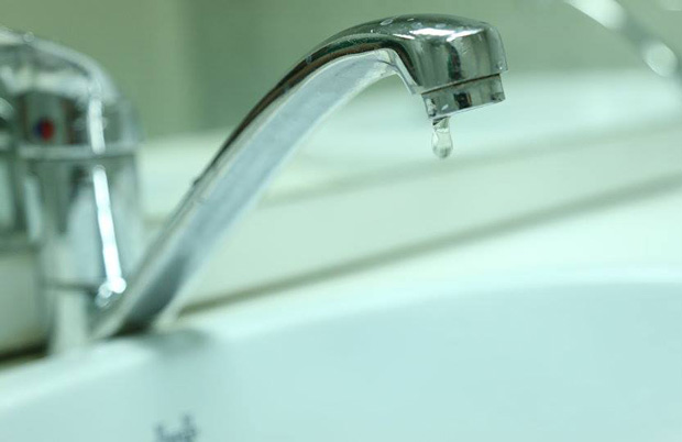 SE ÎNTRERUPE, DIN NOU, FURNIZAREA APEI PE ANUMITE STRĂZI DIN MORENI