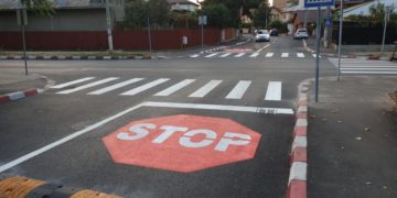 AUTORITĂȚILE LOCALE AU REACȚIONAT LA STRIGĂTELE  DE DISPERARE ALE LOCALNICILOR DIN ZONA INTERSECȚIEI STRĂZILOR NICOLAE FILIPESCU ȘI 9 MAI DIN TÂRGOVIȘTE, UNDE APROAPE SĂPTĂMÂNAL SE PETRECEAU ACCIDENTE RUTIERE ȘI AU LUAT PRIMELE MĂSURI PENTRU A PREVENI ASTFEL DE EVENIMENTE