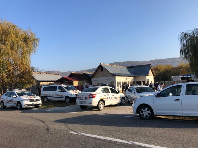 ÎN ACEASTĂ DIMINEAȚĂ, POLIȚIȘTII DIN GĂEȘTI DESCIND LA 11 PERSOANE BĂNUITE DE COMITEREA UNOR FURTURI ȘI A UNOR TÂLHĂRII PRIN METODA ”DISTRAGERII ATENȚIEI”, PE AUTOSTRĂZI ȘI DRUMURI NAȚIONALE
