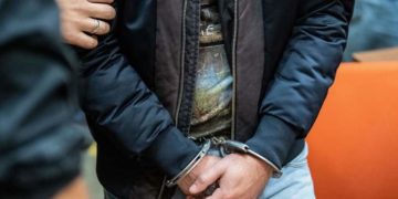 POLIȚIȘTII DIN TITU AU REȚINUT, IERI DUPĂ – AMIAZĂ, PENTRU 24 DE ORE, DOI BĂRBAȚI, UNUL DIN BOLINTIN VALE ȘI ALTUL DIN ODOBEȘTI, BĂNUIȚI DE SĂVÂRȘIREA INFRACȚIUNII DE FURT CALIFICAT