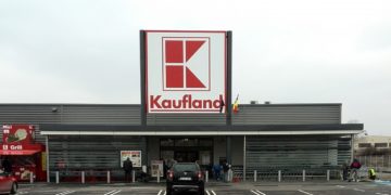 KAUFLAND RETRAGE DOUĂ GELURI DE DUȘ DE LA COMERCIALIZARE! TOTUL A PORNIT DUPĂ CE A FOST DETECTAT UN NUMĂR MAI MARE DE BACTERII DIN SPECIA PLURALIBACTER GERGOVIAE