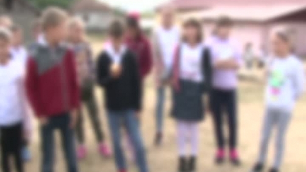 ÎNCĂ UN CAZ ȘOCANT ZGUDUIE COMUNITATEA DIN ORAȘUL DÂMBOVIȚEAN PUCIOASA! MAI MULȚI COPII S-AU PLÂNS PĂRINȚILOR CĂ UN PROFESOR AR AVEA UN COMPORTAMENT DUBIOS FAȚĂ DE EI