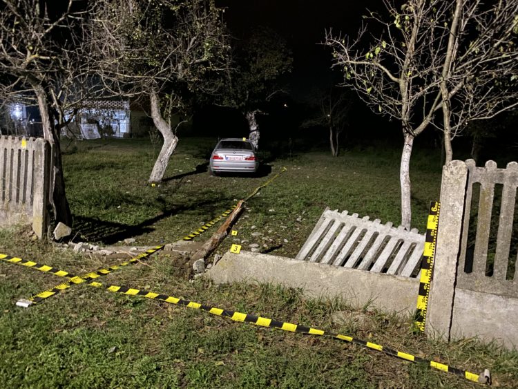 UN ”ZMEU” DE 19 ANI DIN BRĂNEȘTI CU UN ”CAZAN” DE BMW DE-O VÂRSTĂ CU EL A PRODUS UN ACCIDENT DE ZILE MARI! VEZI CINE A CONDUS MAȘINA ȘI CE S-A ÎNTÂMPLAT CU ȘOFERUL! – VIDEO