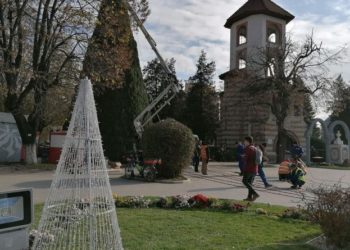 Pe 1 decembrie se aprinde iluminatul festiv