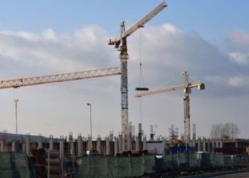 Lucrările la „Dâmbovița Mall”, primul mare centru comercial din Târgoviște, se desfasoara in ritm sustinut