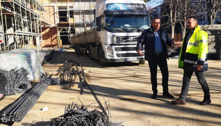 Vizită pe șantierul care vizează modernizarea Şcolii Gimnaziale „Mihai Viteazul”
