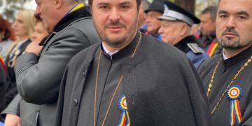 GALERIE FOTO – CEREMONIE PUBLICĂ MILITARĂ ȘI RELIGIOASĂ – 1 DECEMBRIE