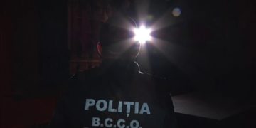 DESCINDERI DE AMPLOARE, LA TRAFICANȚII DE DROGURI DIN DÂMBOVIȚA