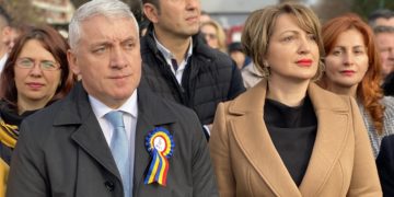 ȚUȚUIANU VREA SĂ-I TRAGĂ PE SFOARĂ PE PRIMARII PSD! SE ADRESEAZĂ CU ”COLEGII MEI” DAR ÎI”LUCREAZĂ” PE ACEȘTIA PE LA SPATE!