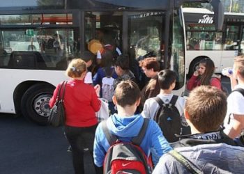 TRANSPORT GRATUIT PENTRU ELEVI