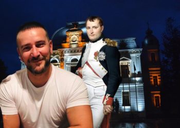 UN TÂRGOVIȘTEAN SUFERIND DE PTSD CE SE CREDE NAPOLEON BONAPARTE ȘI-A ANUNȚAT CANDIDATURA LA FUNCȚIA DE PRIMAR AL MUNICIPIULUI TÂRGOVIȘTE