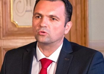 Primarul Municipiului Târgoviște le atrage atenția cetățenilor că nu respectă rugămintea de a sta în casă!