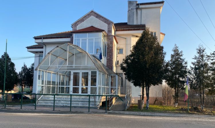 Primăria Răzvad suspendă activitatea cu publicul!