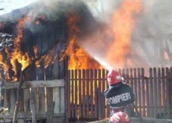 Incendiu izbucnit la o anexă gospodărească din comuna Bărbulețu!