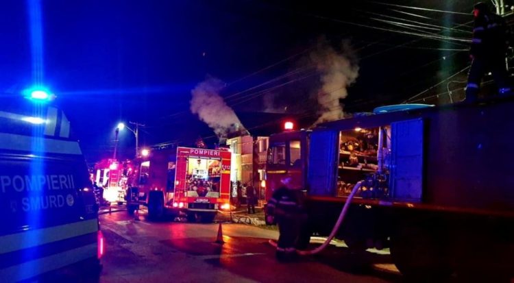 Incendiu violent în comuna Comișani!