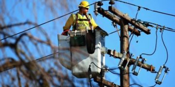 Vor fi întreruperi de energie electrică în perioada 18 – 27 martie!
