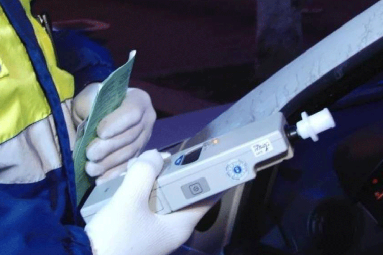 Polițiștii au întocmit un dosar penal pe numele unui bărbat de 49 de ani!